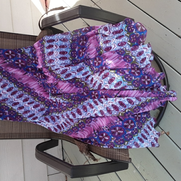 Womens Soft Multi color Dress. 14. NWOT Not available - Picture 7 of 8